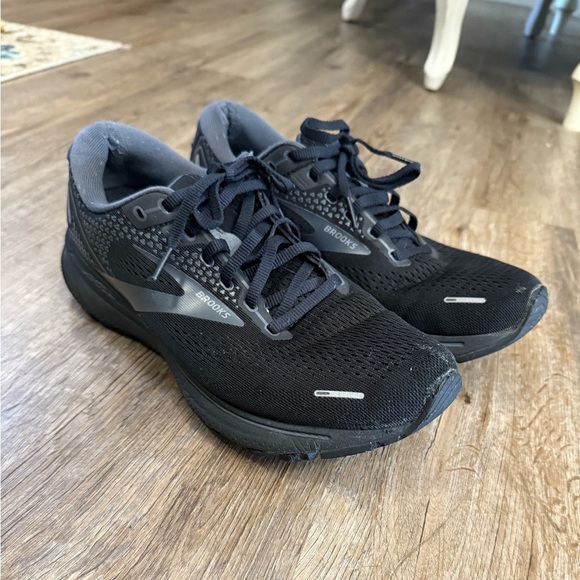 Brooks • Ghost 14 Running Shoes - Picture 3 of 12